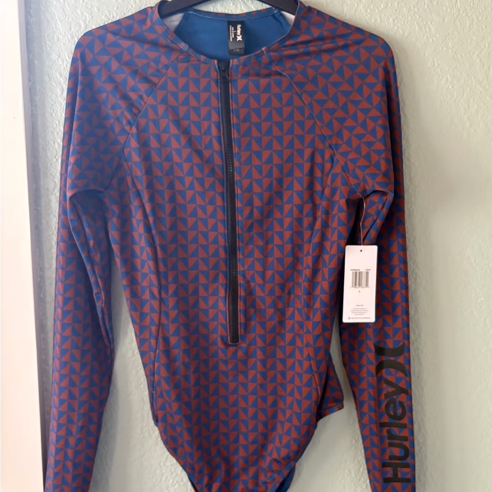 Hurley Red & Blue Geometric Long Sleeve Rash Guard One-Piece size small